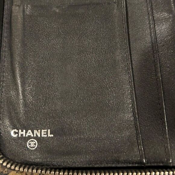 Chanel Deep Burgundy Quilted Patent Leather CC Zip Around Wallet Organizer - Picture 5 of 11